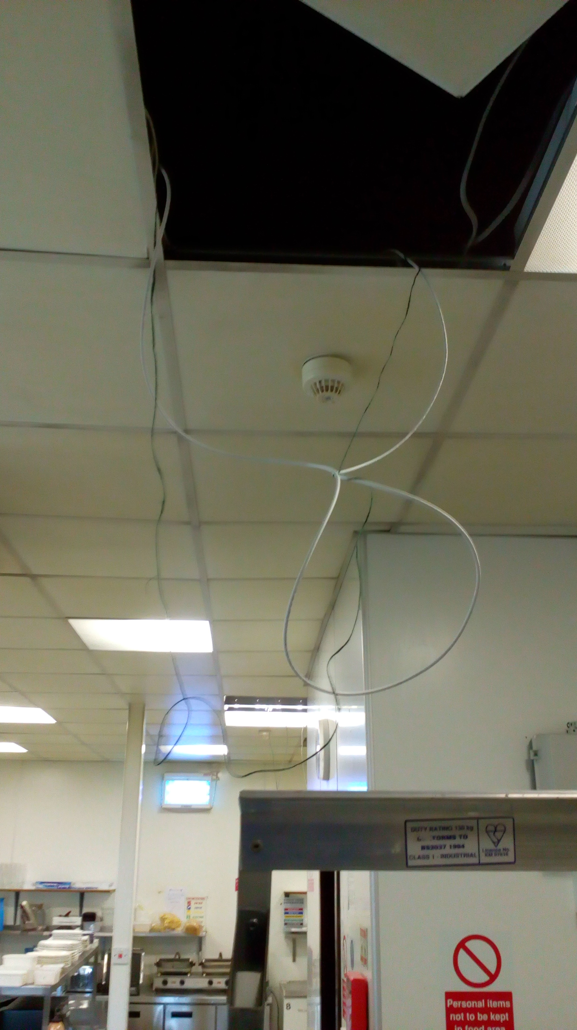 file:ceiling_cable_hop_2a.jpg