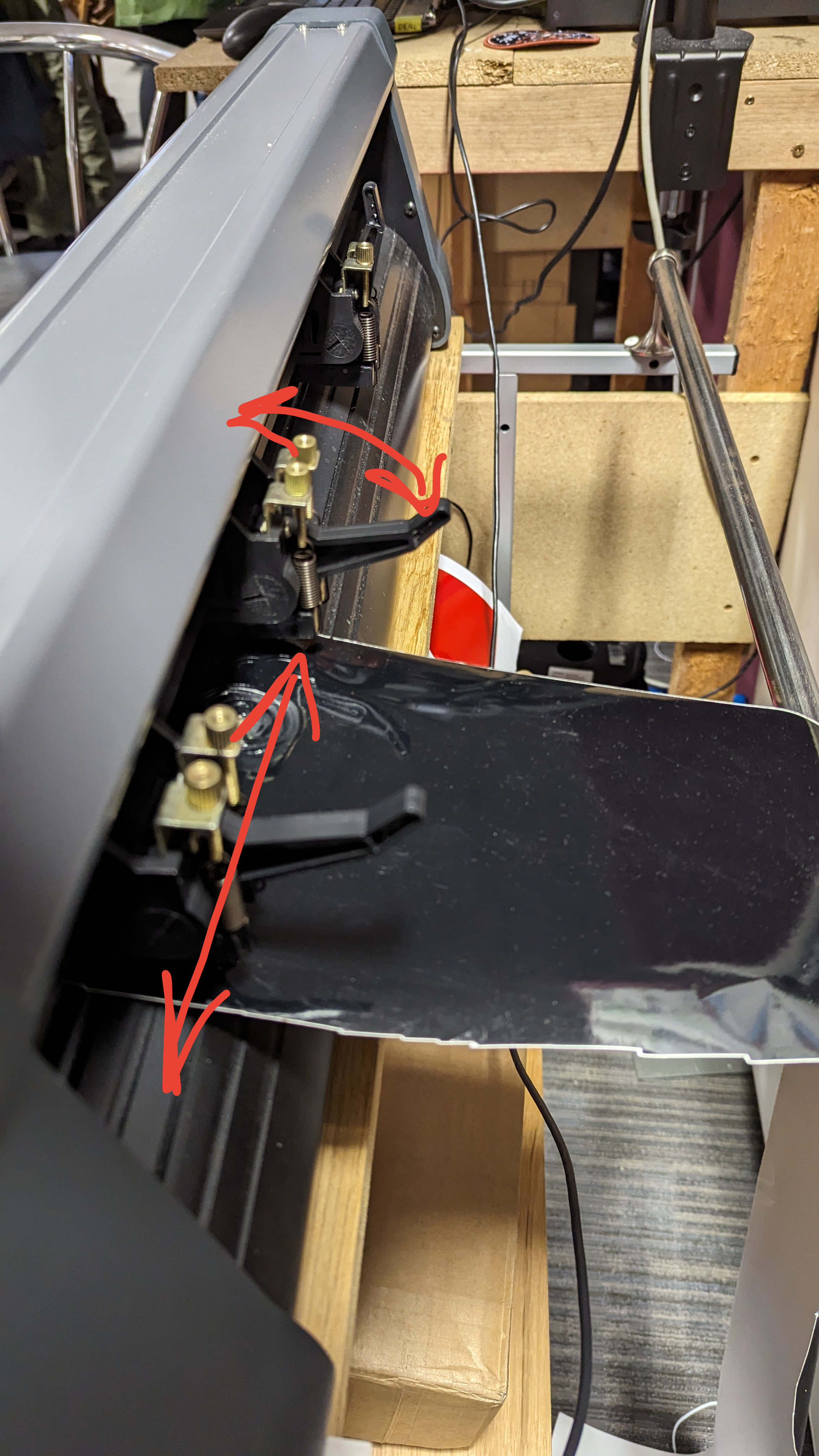 vinyl_cutter_laarches.jpg vinyl_cutter_laarches.jpg