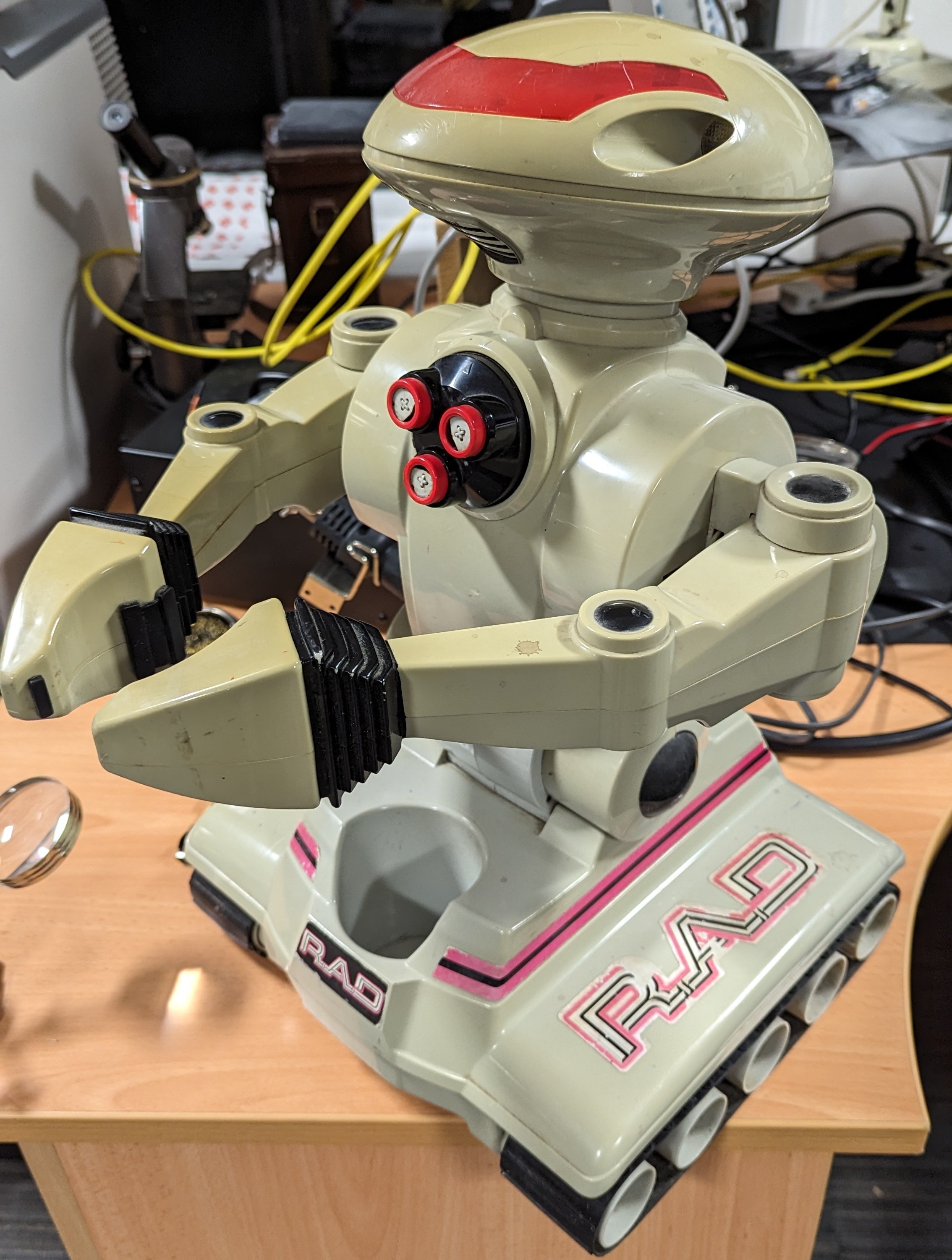 rad_robot.jpg rad_robot.jpg